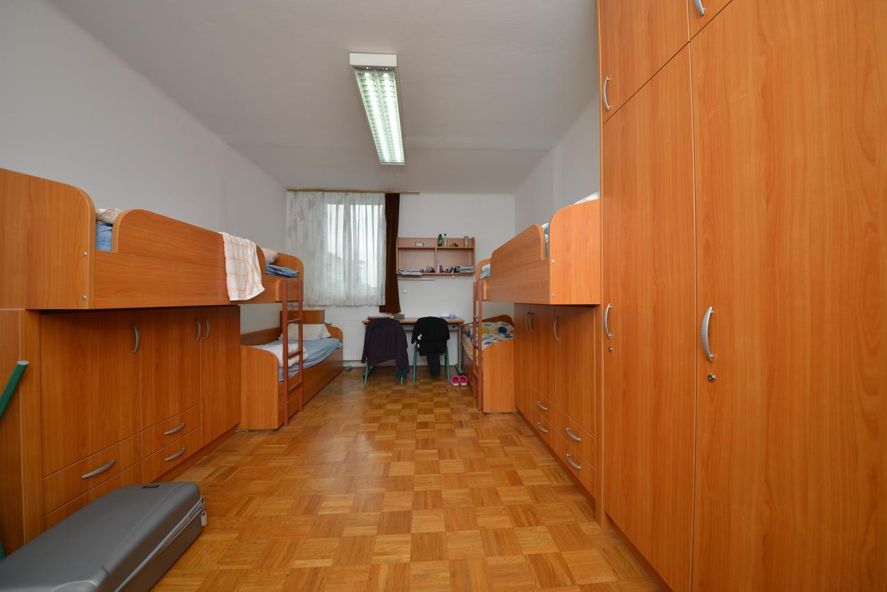 Dijaski Dom Bezigrad Ljubljana Hostel Ngoại thất bức ảnh